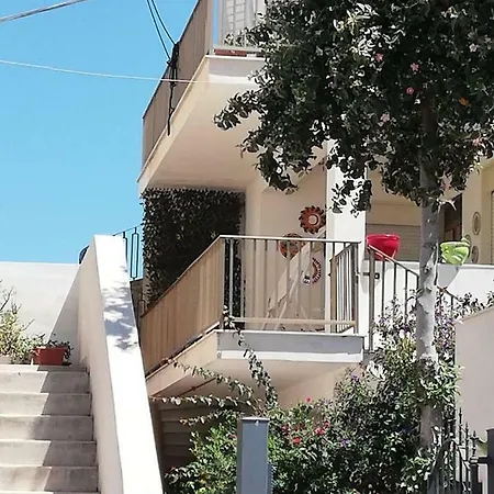 La Casa Di Nonna Lia Appartamento Borgo Bonsignore